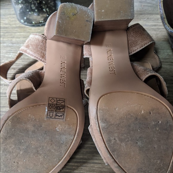 2 for $40🌸Nine West Sandals - Picture 5 of 6